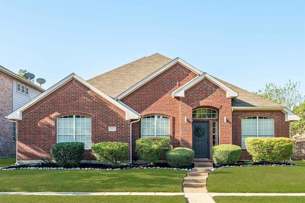 5533 Glenview Lane Property Photo 1