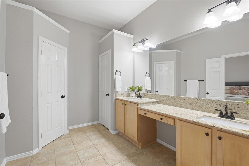5533 Glenview Lane Property Photo 21