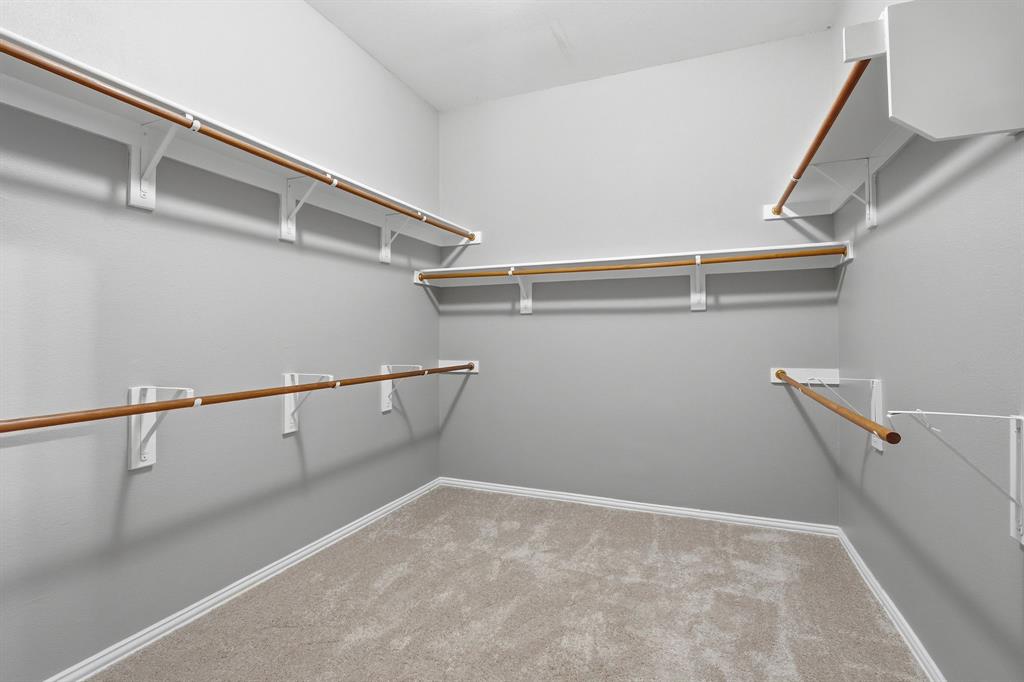 5533 Glenview Lane Property Photo 23