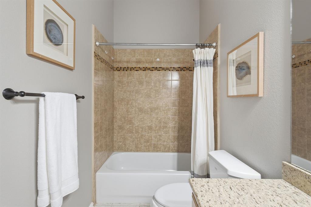 5533 Glenview Lane Property Photo 25