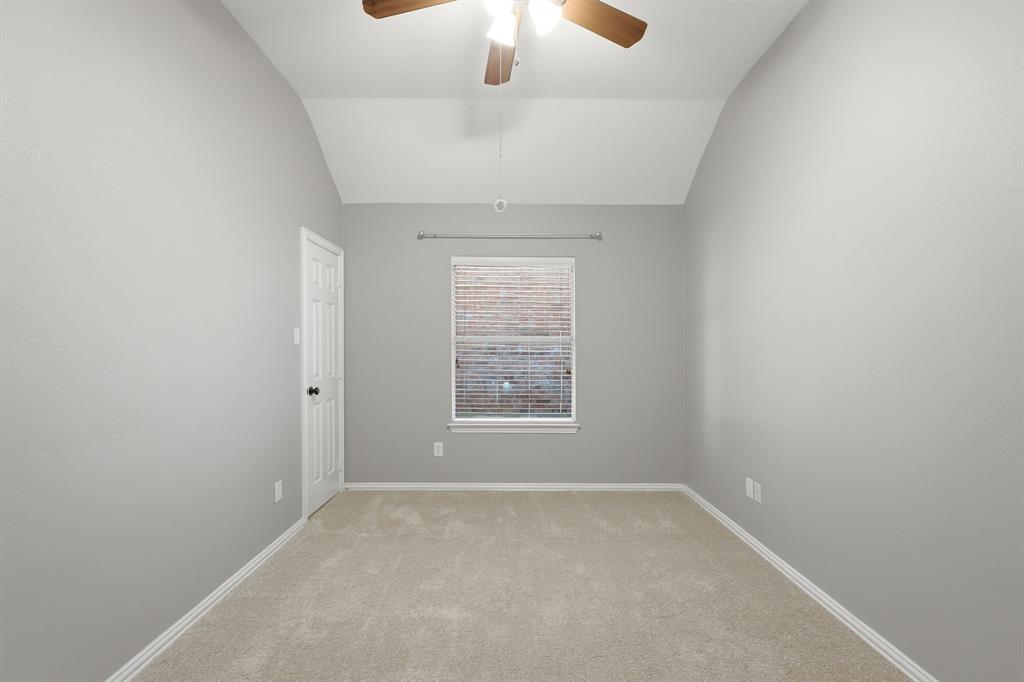 5533 Glenview Lane Property Photo 27