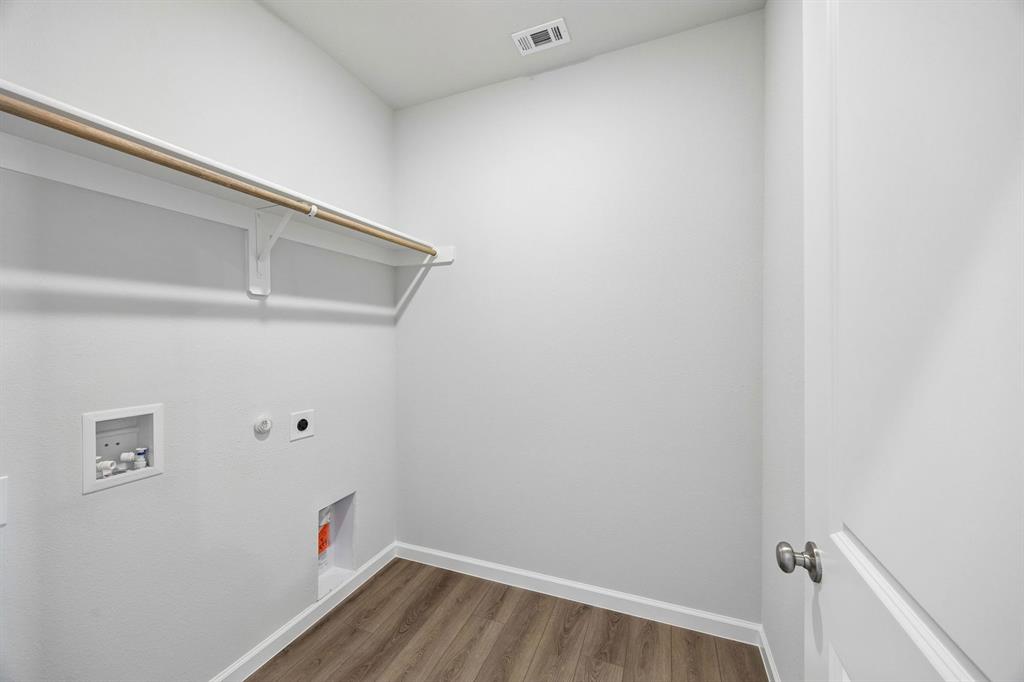 1223 Briar Street Property Photo 20