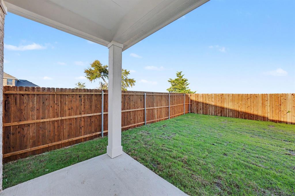 1223 Briar Street Property Photo 21