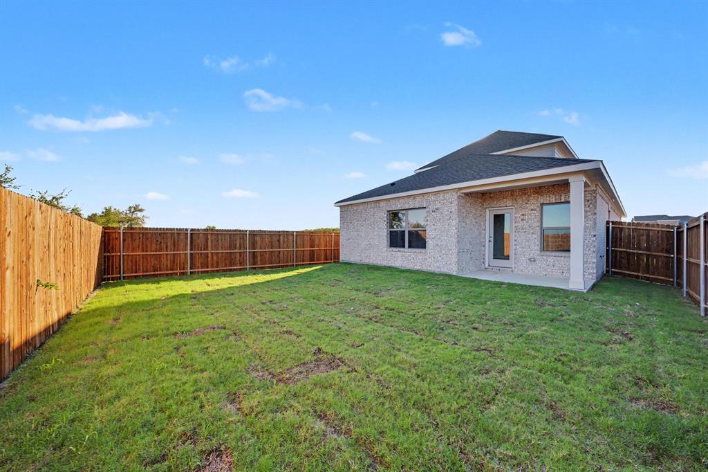 1223 Briar Street Property Photo 22