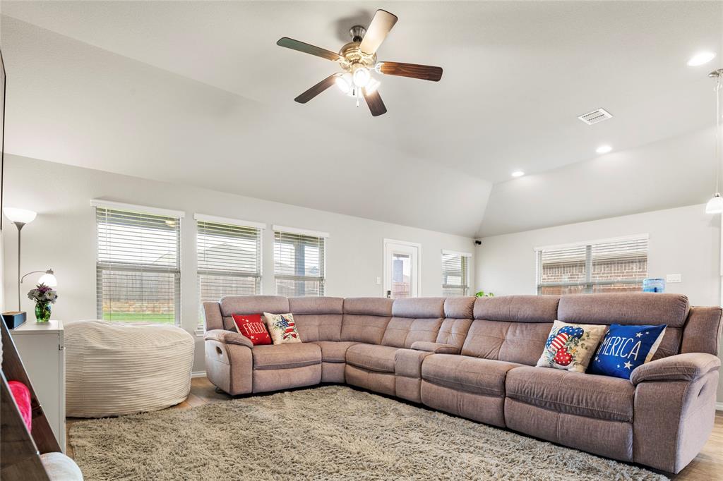 3205 Buckskin Trail Property Photo 21