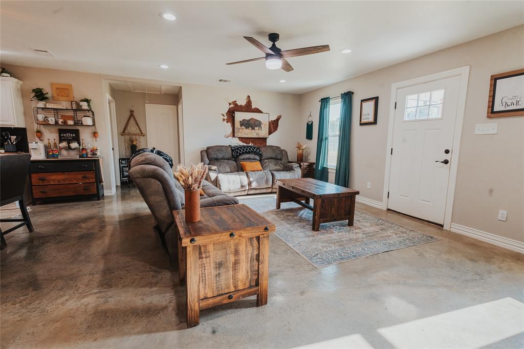 254 Hcr 1450 Property Photo 6