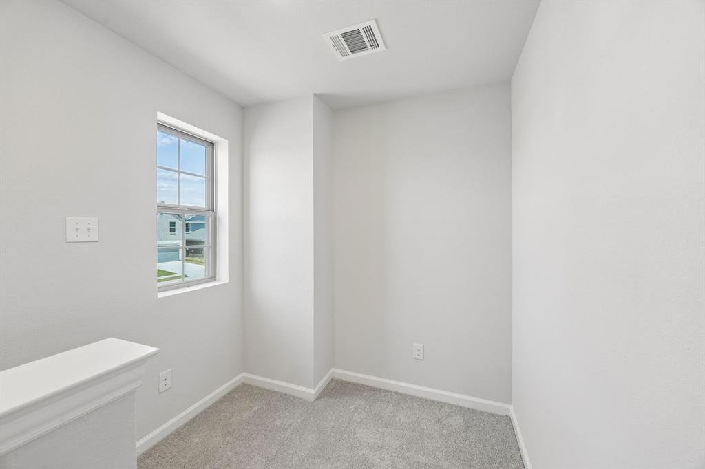 1207 Briar Street Property Photo 17