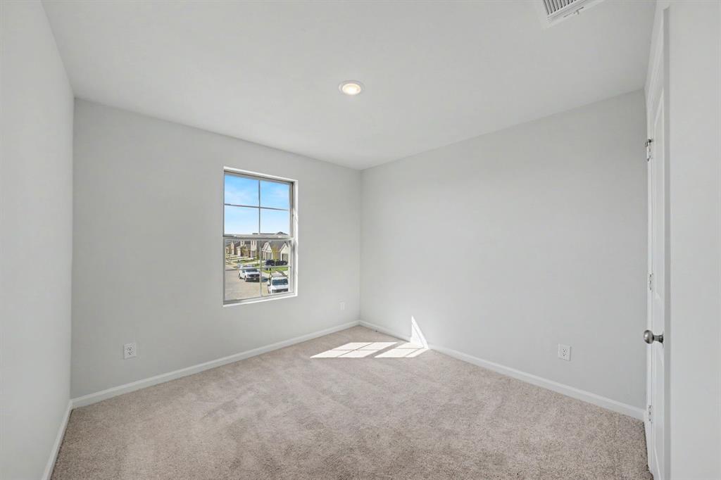 1207 Briar Street Property Photo 19