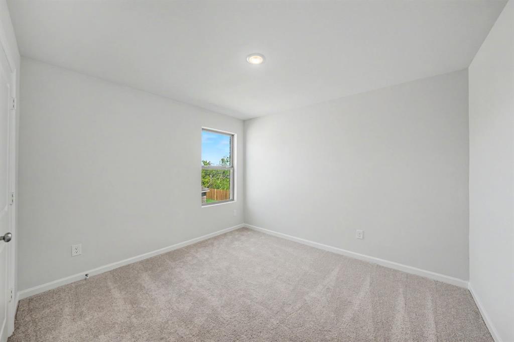 1207 Briar Street Property Photo 20