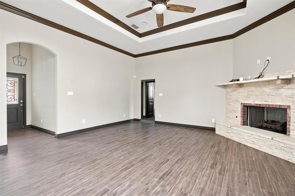 6517 Cedar Elm Drive Property Photo 7