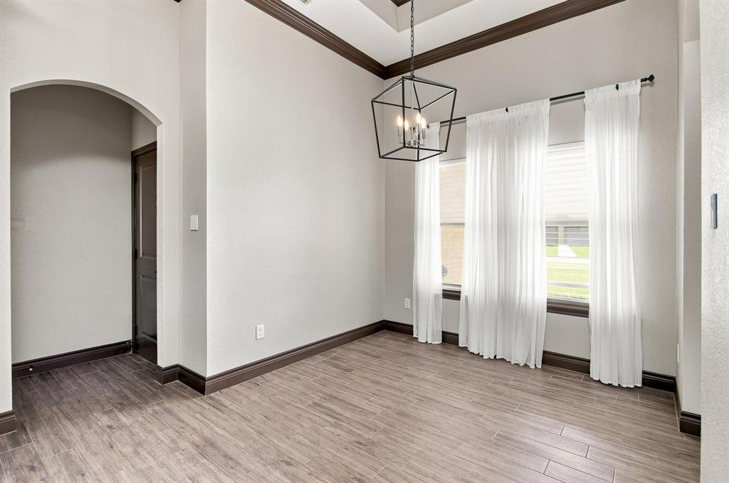 6517 Cedar Elm Drive Property Photo 17