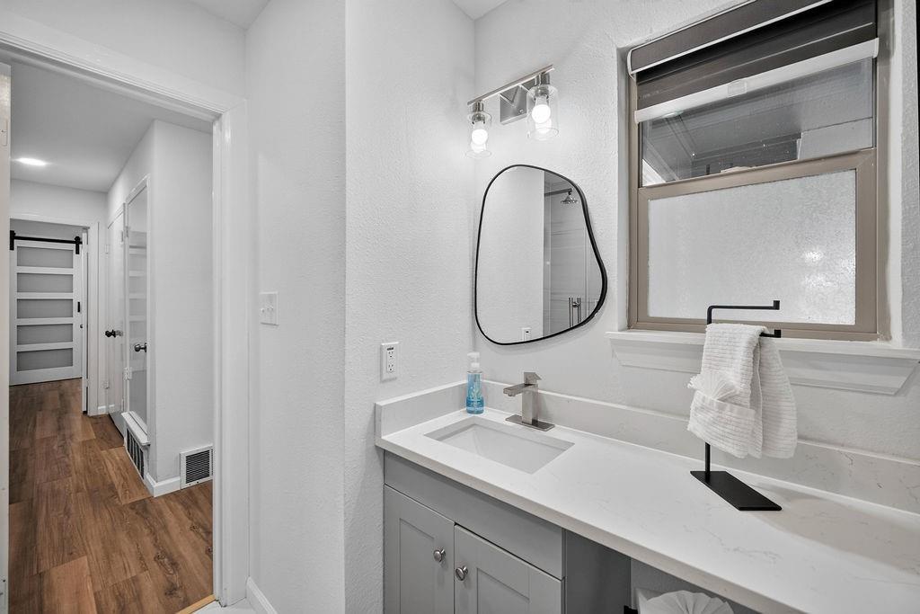 2512 Roosevelt Drive Property Photo 18