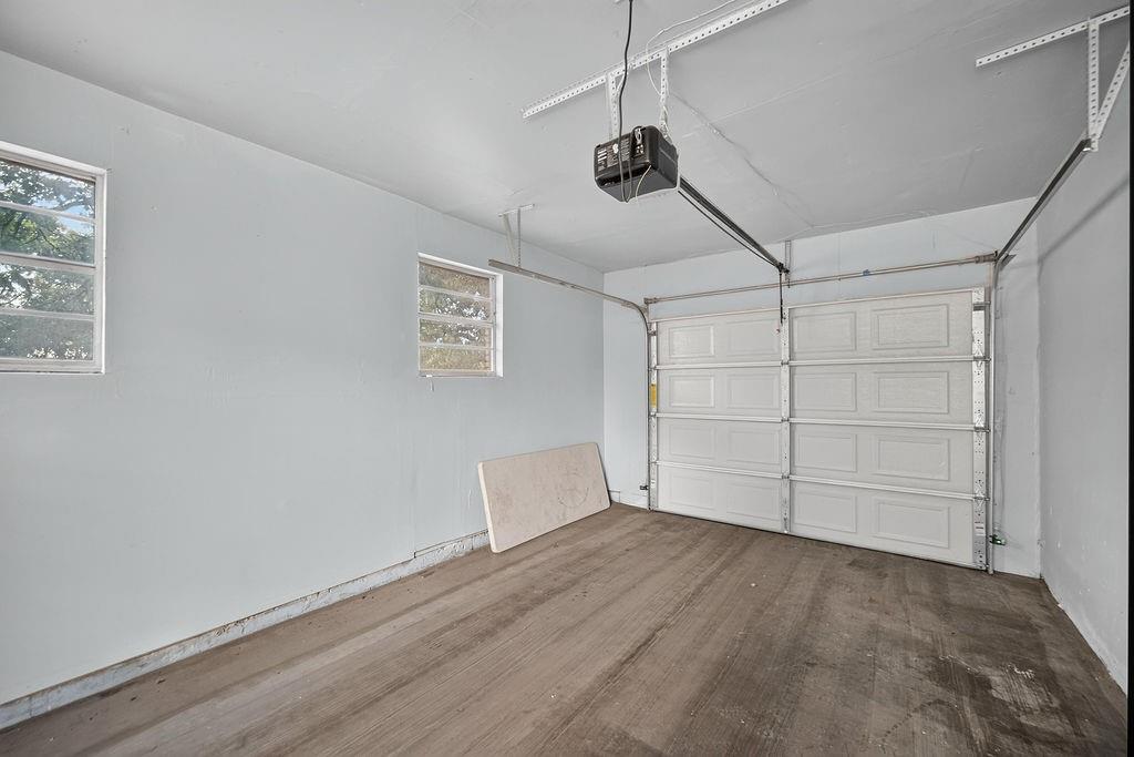 2512 Roosevelt Drive Property Photo 32