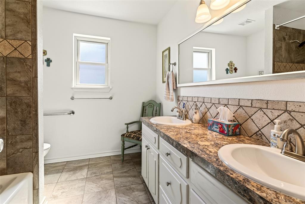 11121 E Hwy 84 Property Photo 18