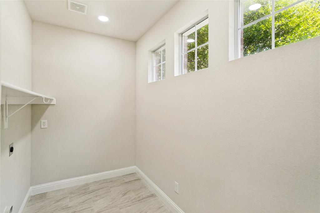 1611 Branch Creek Drive Property Photo 14