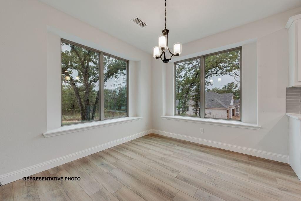 305 Skeen Peak Property Photo 5