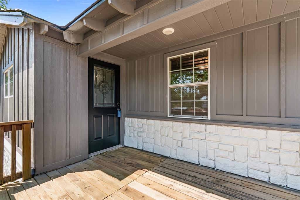 417 N Birch Street Property Photo 6