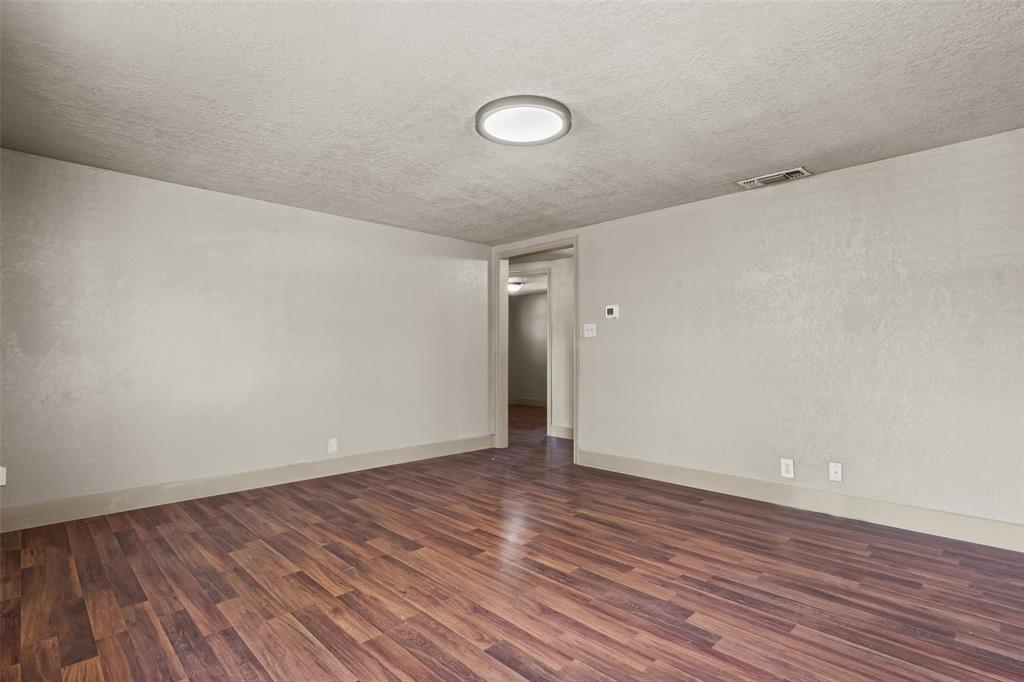 417 N Birch Street Property Photo 9