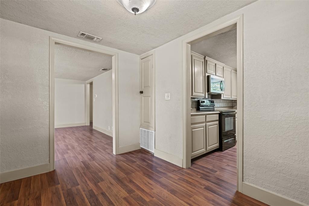 417 N Birch Street Property Photo 13