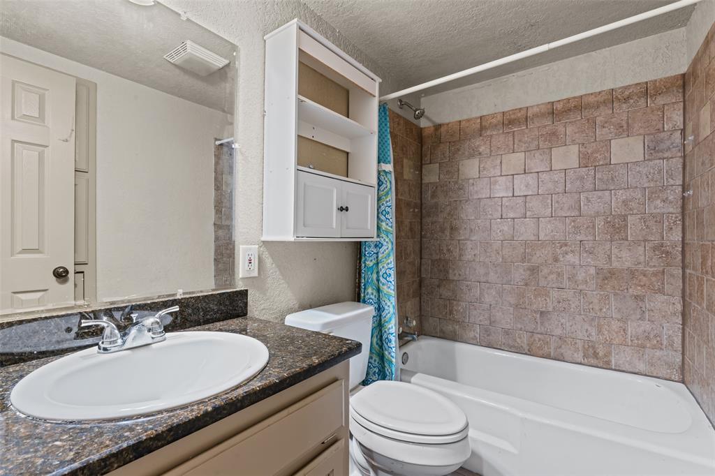 417 N Birch Street Property Photo 22