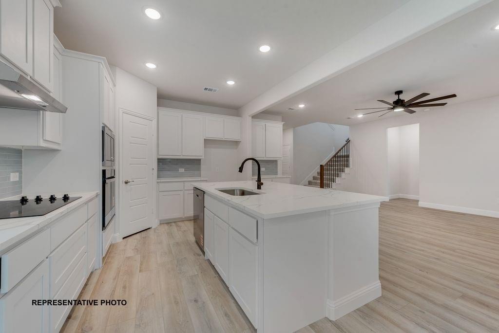 400 Mcalpine Property Photo 6