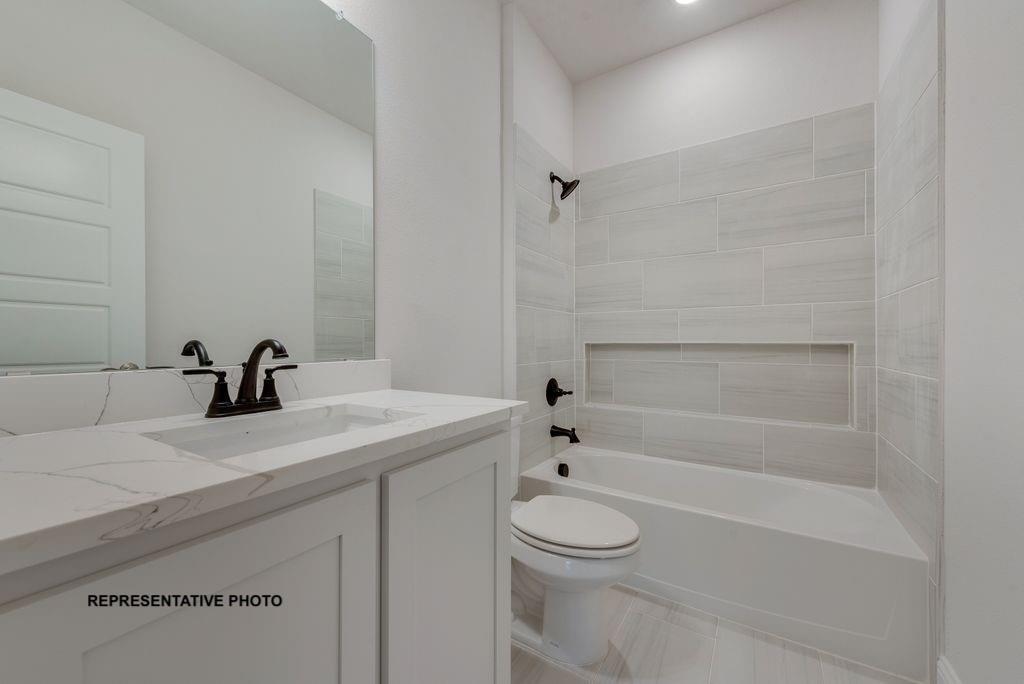 400 Mcalpine Property Photo 17
