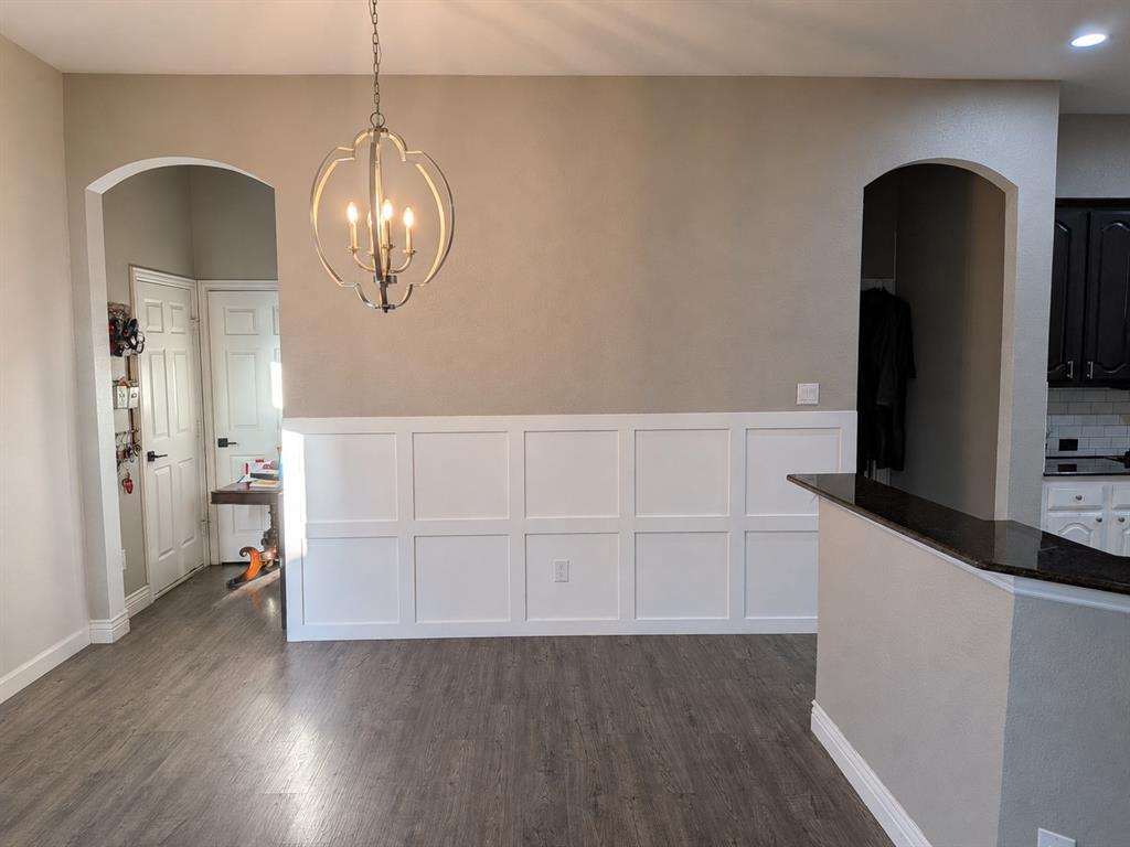 2360 Lake Forest Drive Property Photo 21
