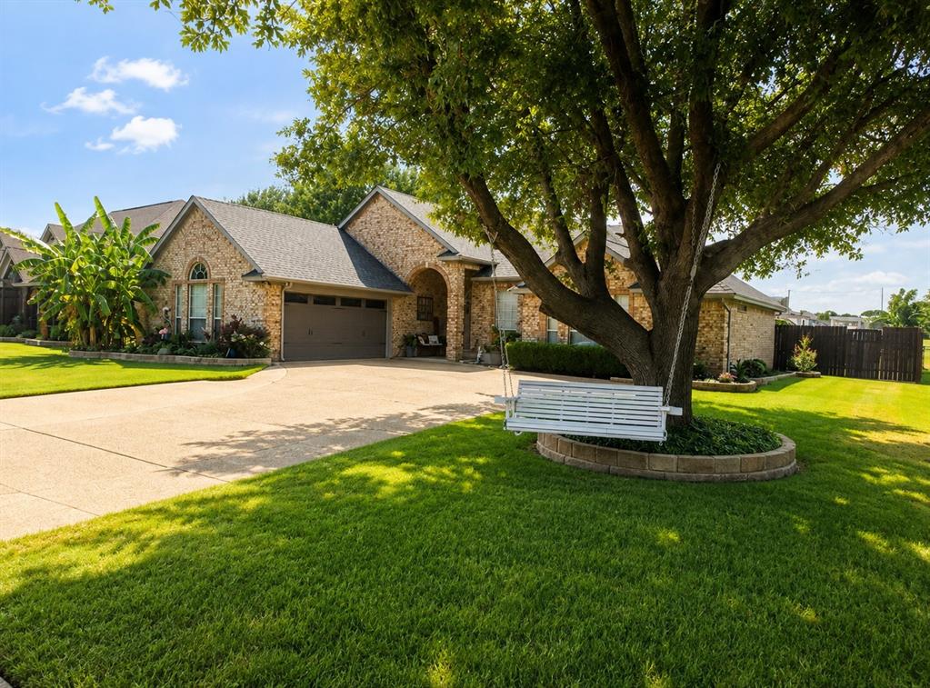 118 Golfers Way Property Photo 6