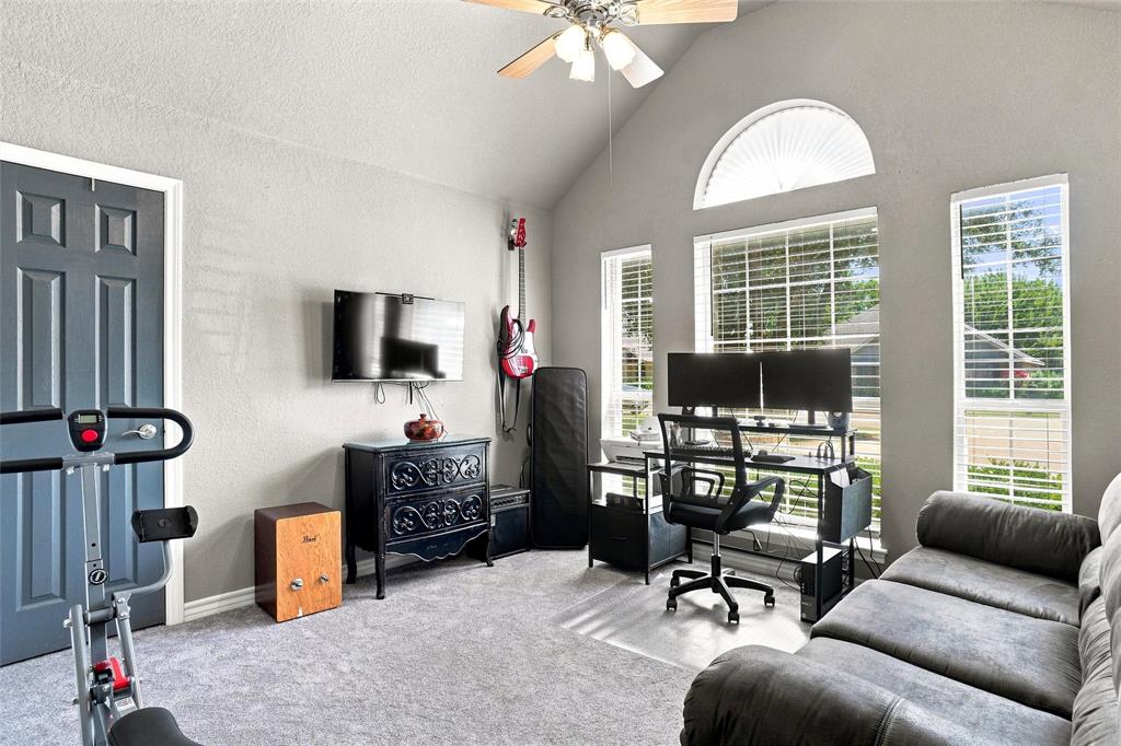 118 Golfers Way Property Photo 24
