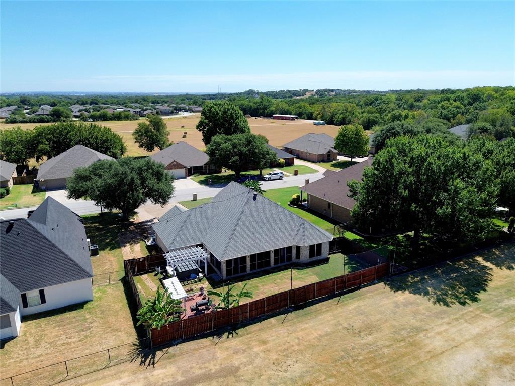 118 Golfers Way Property Photo 34
