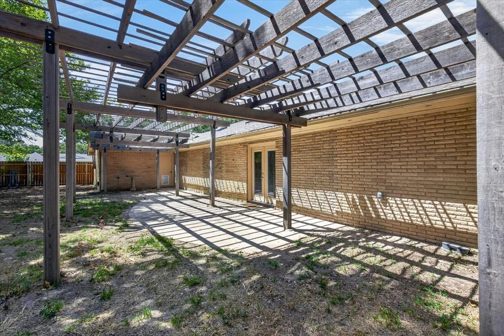 726 Mulberry Drive Property Photo 23