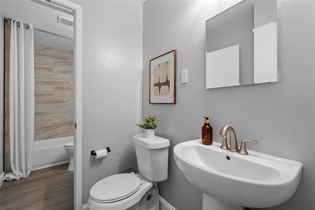 833 N 60th Street Property Photo 23