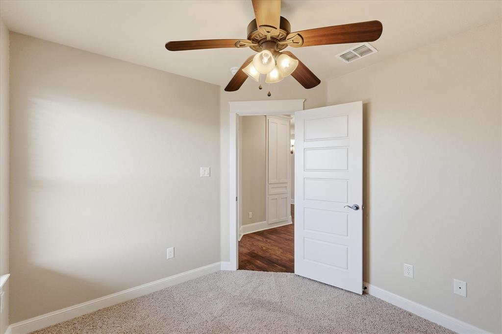 2010 Maxwell Court Property Photo 17