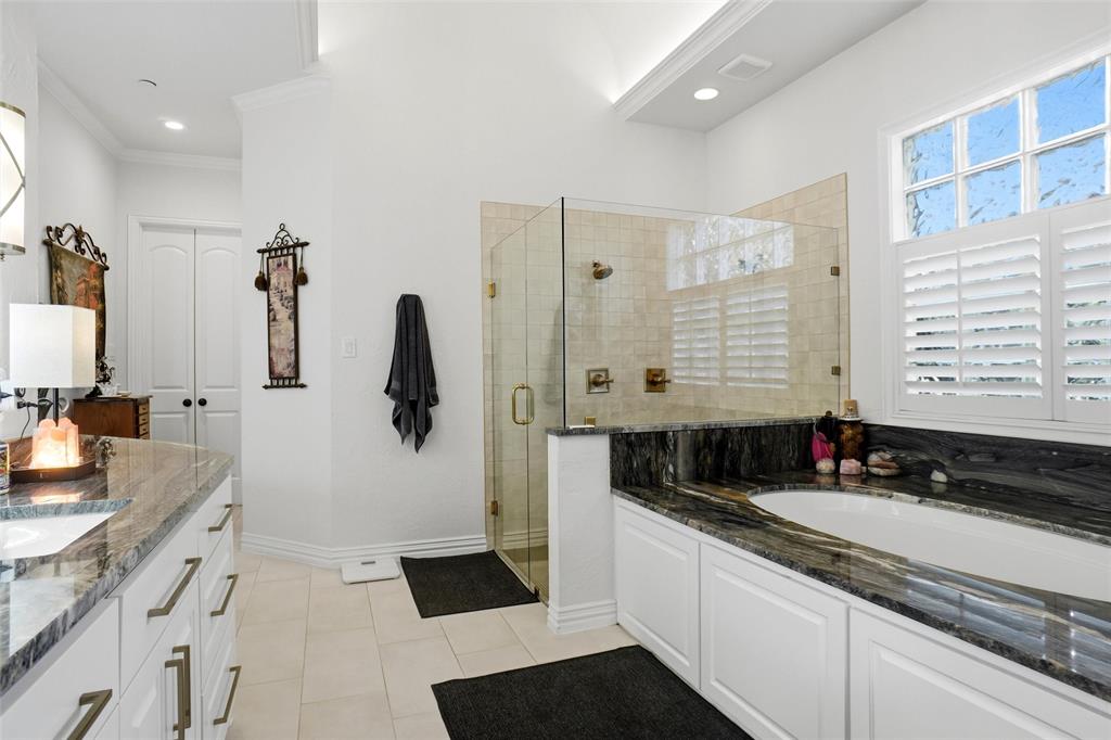 5024 Strathmore Property Photo 17