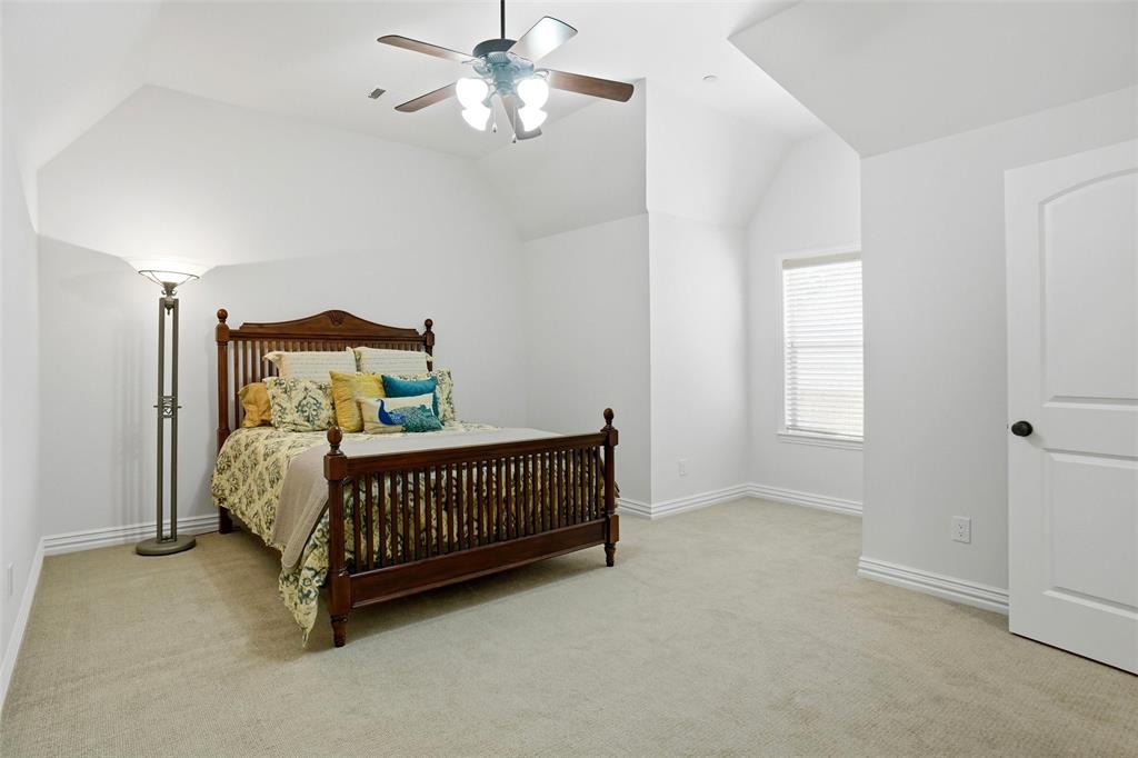 5024 Strathmore Property Photo 22