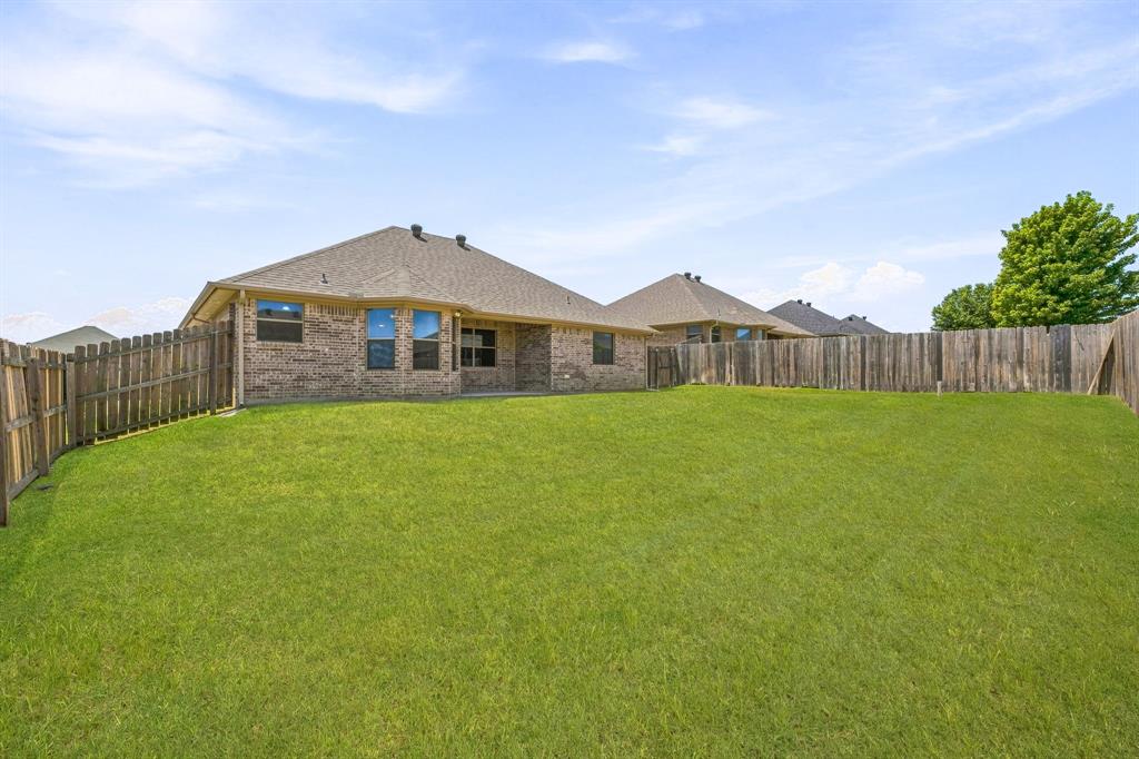 1245 Newcastle Drive Property Photo 16