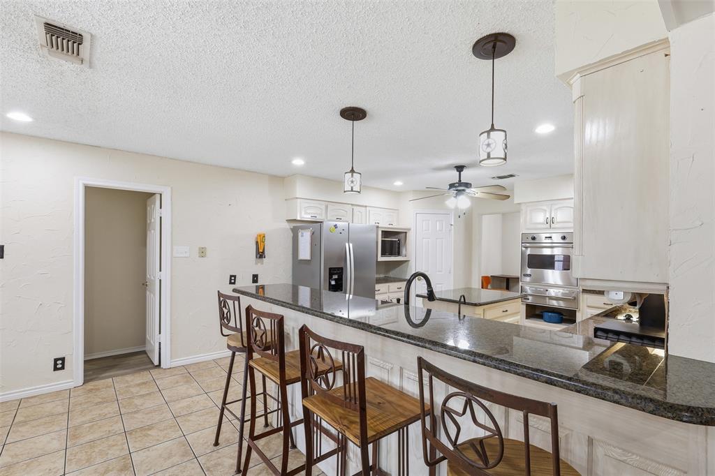 128 Oakwood Court Property Photo 15