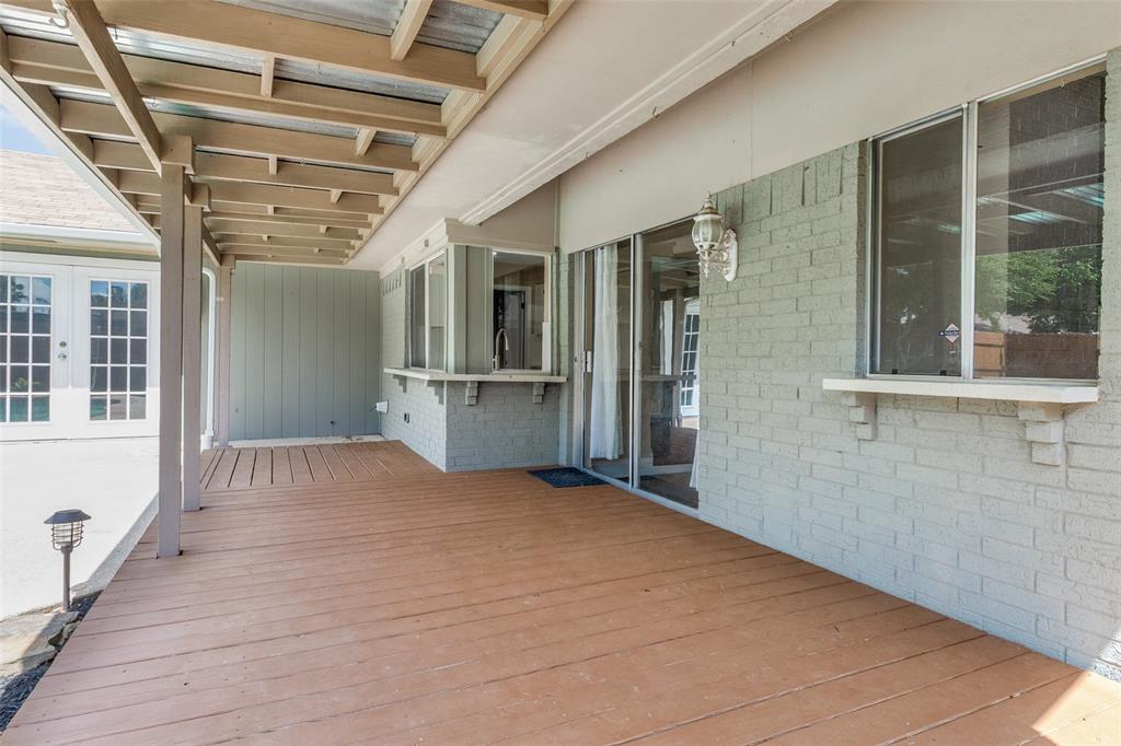 1818 Trowbridge Street Property Photo 33