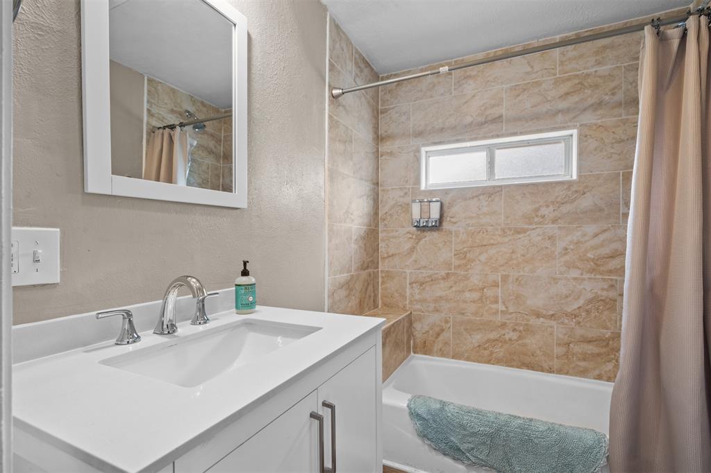 719 Melba Street Property Photo 20