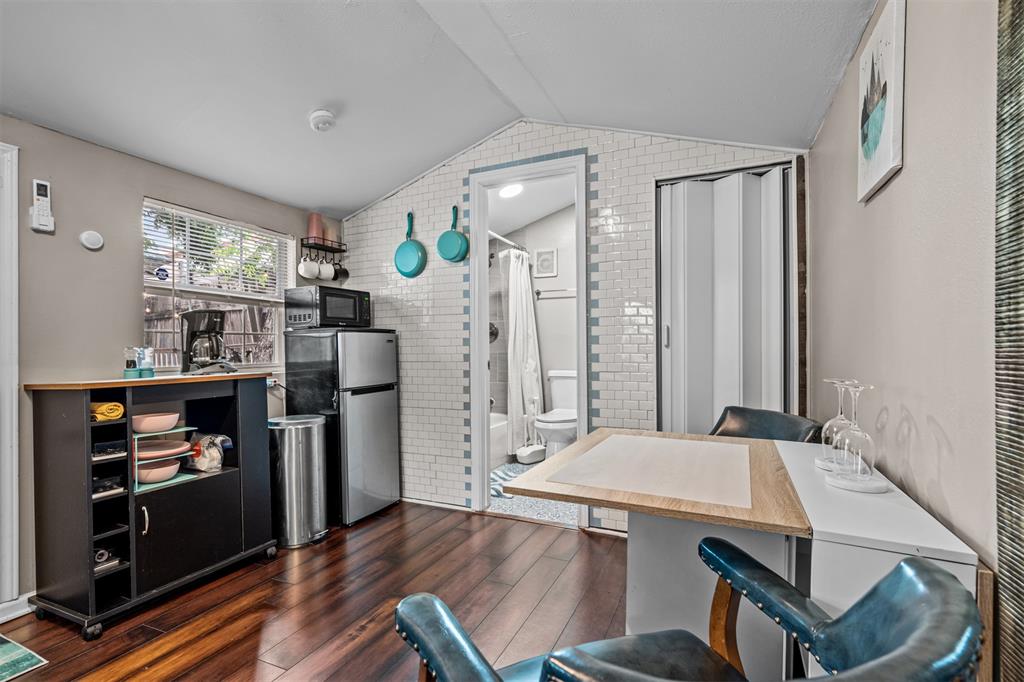 719 Melba Street Property Photo 28