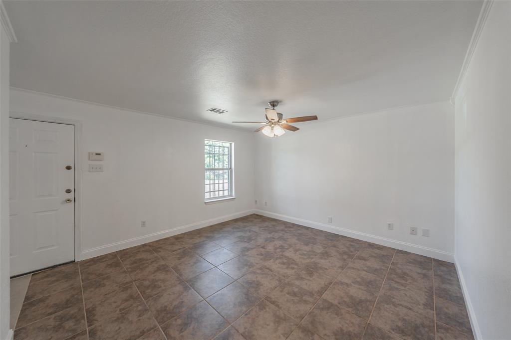 1534 Marfa Avenue Property Photo 2