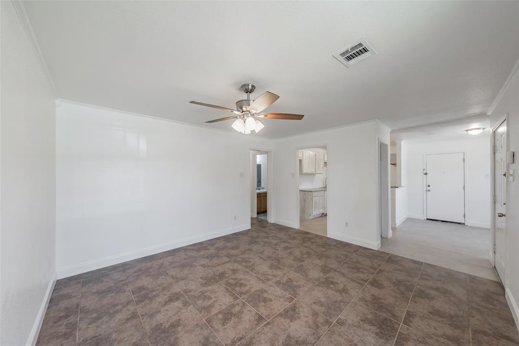 1534 Marfa Avenue Property Photo 4