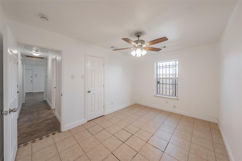 1534 Marfa Avenue Property Photo 17