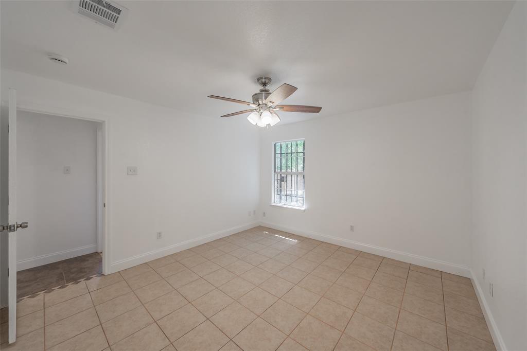 1534 Marfa Avenue Property Photo 20