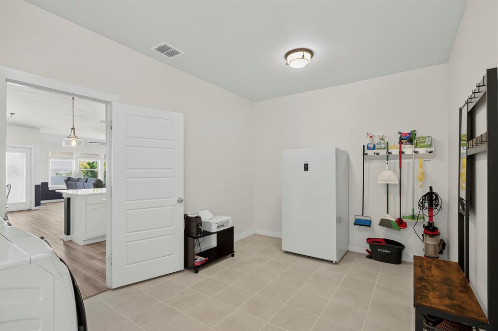 4007 Belton Court Property Photo 25