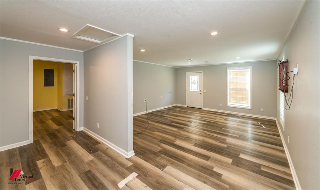 1210 S Third Property Photo 12