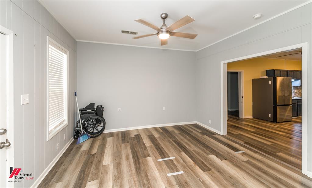 1210 S Third Property Photo 28