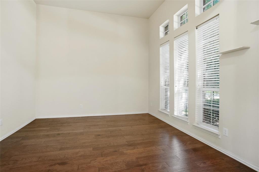 8431 Firewheel Lane Property Photo 2