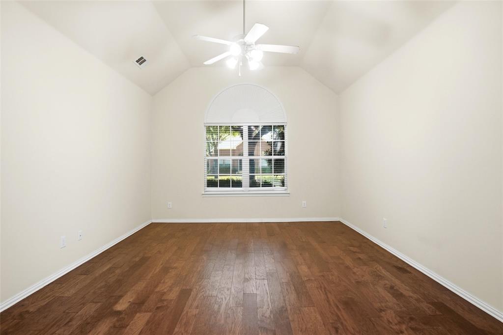 8431 Firewheel Lane Property Photo 15