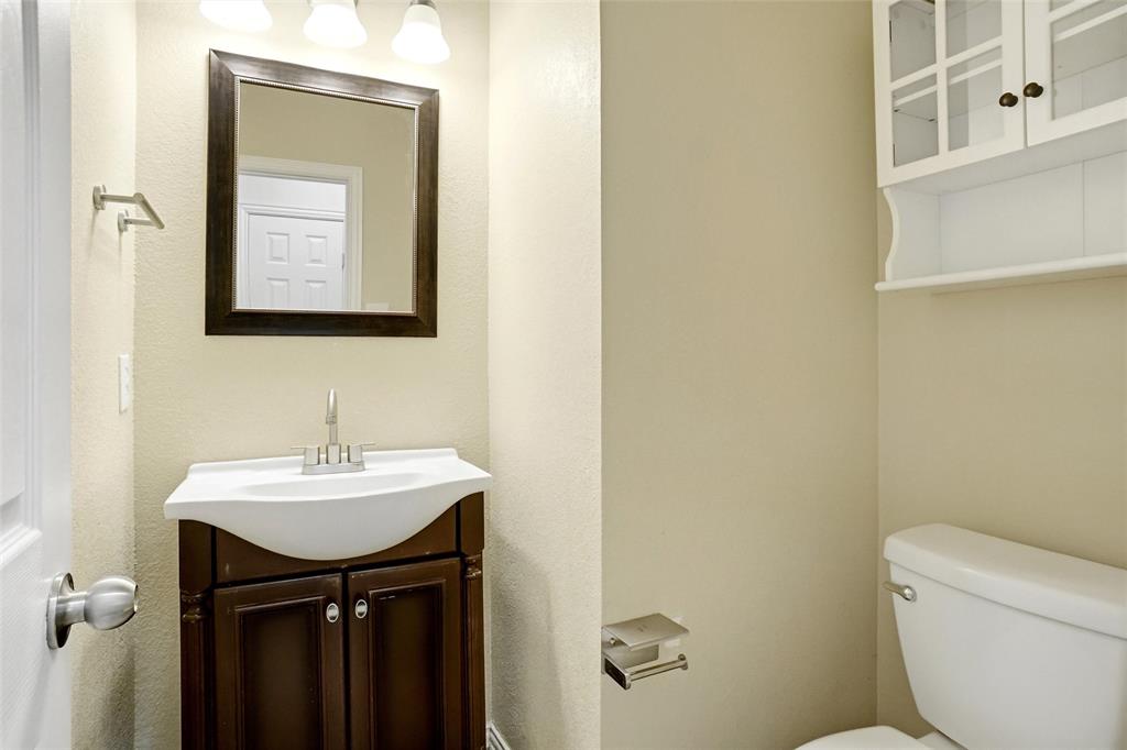 8431 Firewheel Lane Property Photo 20